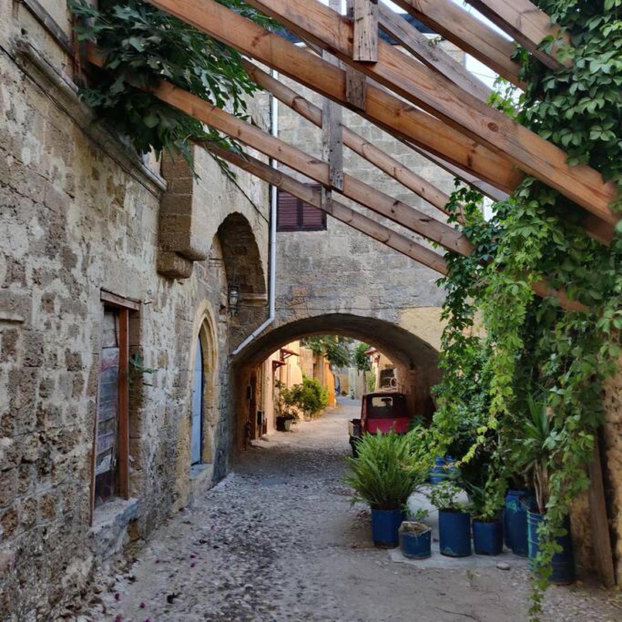 Megiston House In Old Town Rhodes Villa Rhodes City ภายนอก รูปภาพ